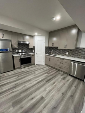 Cozy Two Bedroom Guest Basement Suite in NW